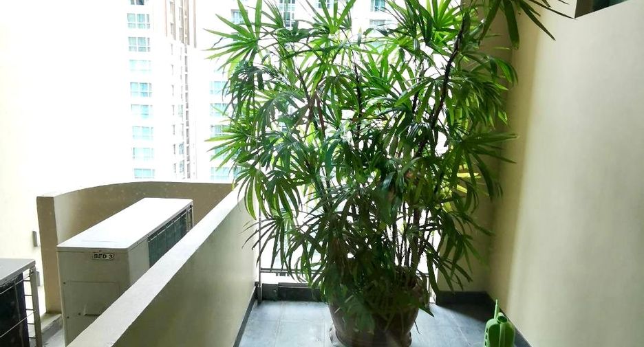 For sale 4 bedrooms condo in Pathum Wan, Bangkok