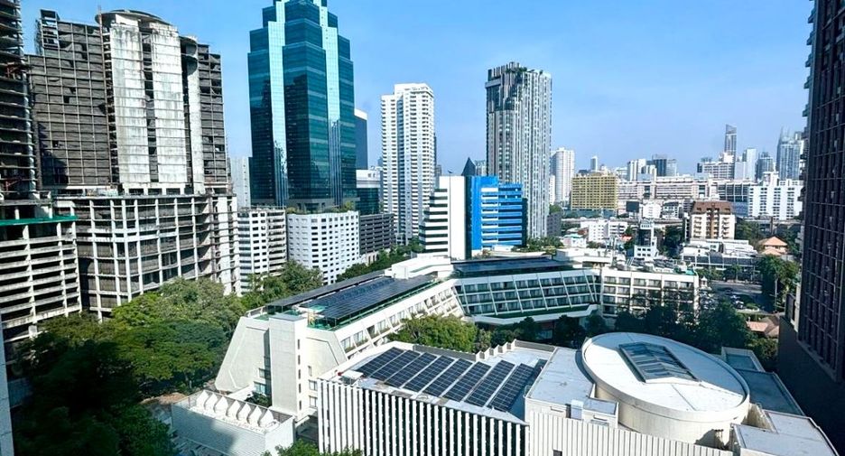 For sale 4 bedrooms condo in Pathum Wan, Bangkok