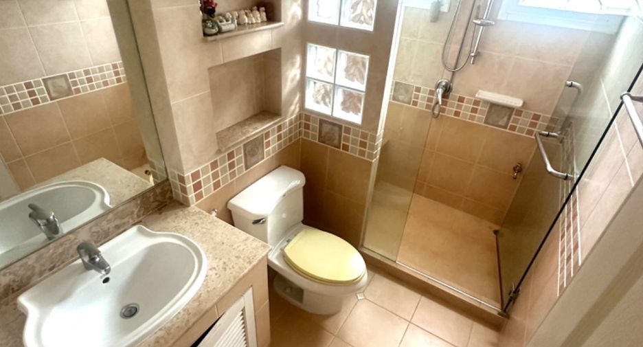 For sale 3 bed house in Pak Kret, Nonthaburi