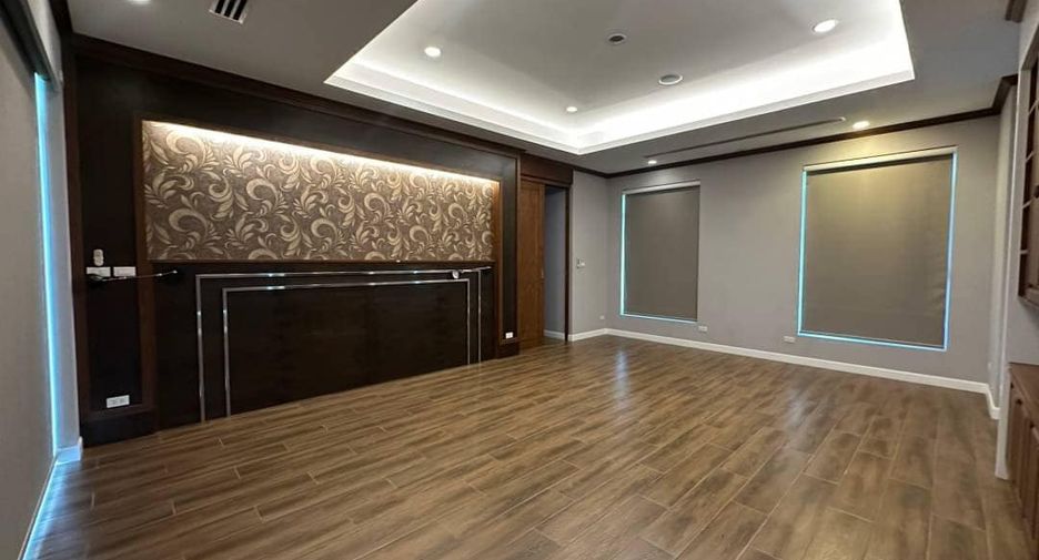 Casa en venta de 4 habitaciones en Doi Saket, Chiang Mai