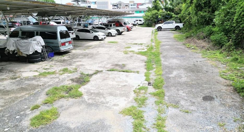 Terreno en venta en Bangkok Noi, Bangkok