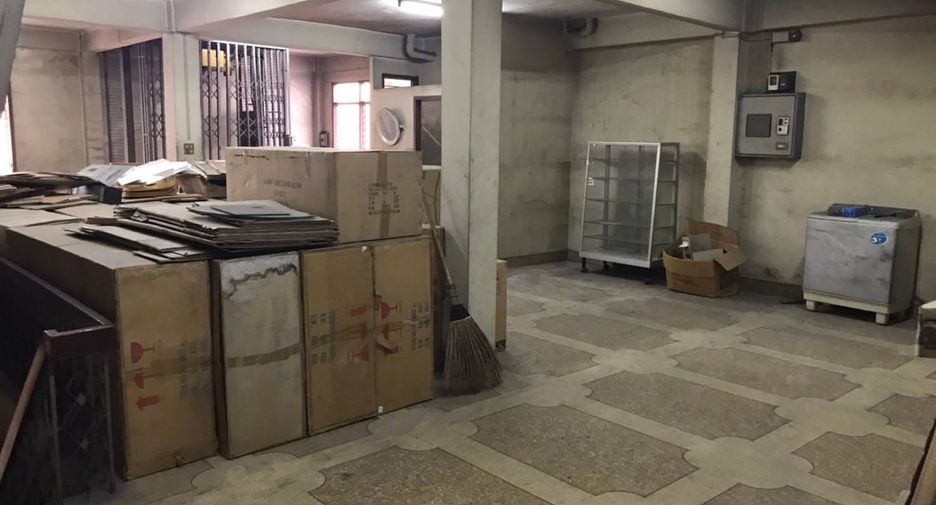 Аренда торговое помещение в Банг Капи, Бангкок