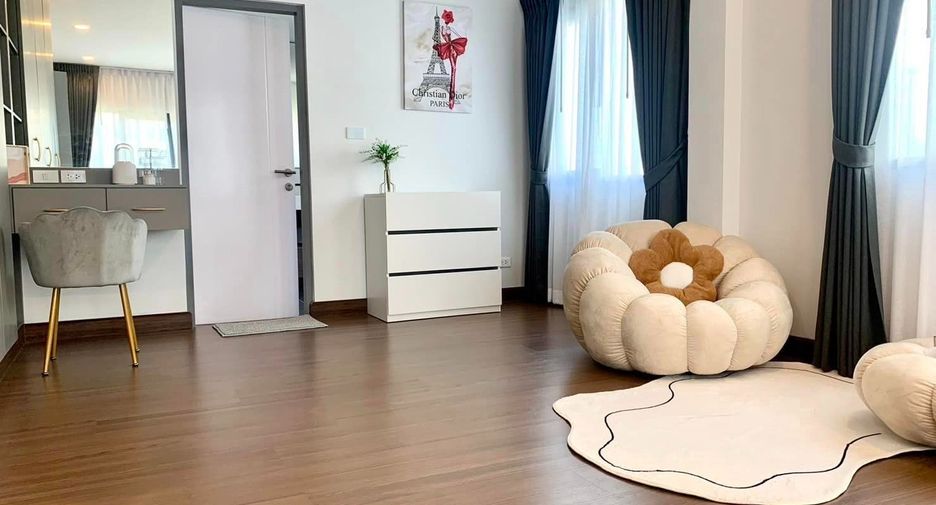 For sale 4 bedrooms house in Bang Phli, Samut Prakan
