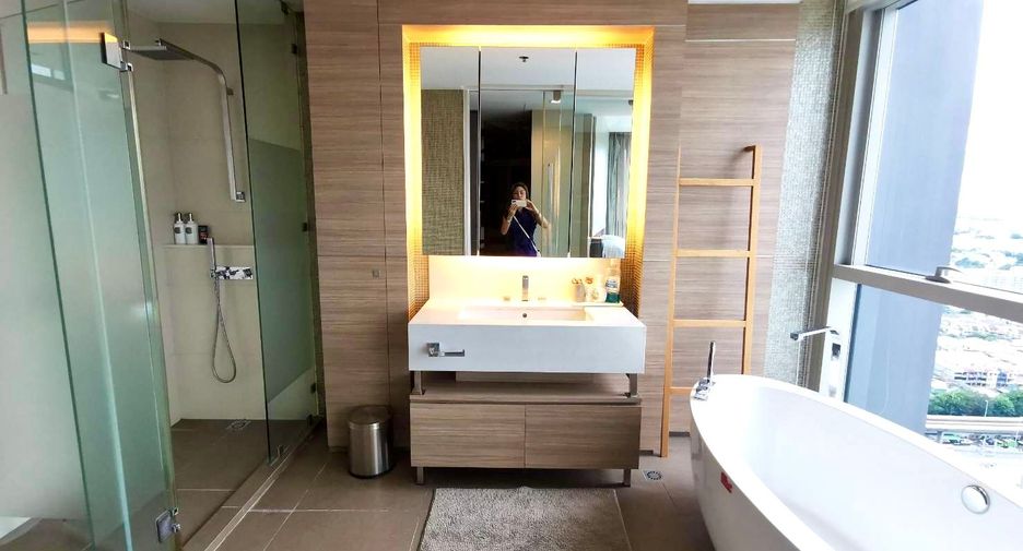 À vendre 3 chambres condo à Sathon, Bangkok