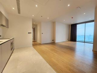 For sale 3 ベッドルーム condo in Khlong San, Bangkok