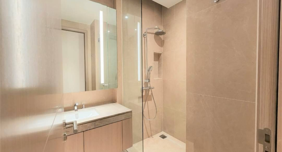 Продажа 3 спальни кондо в Кхлонг Сан, Бангкок