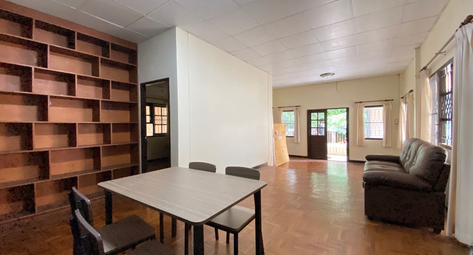 For rent 3 bedrooms house in San Sai, Chiang Mai