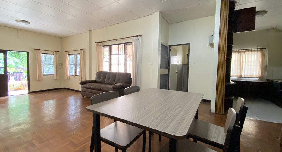 For rent 3 bedrooms house in San Sai, Chiang Mai