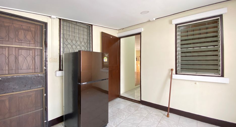 For rent 3 bedrooms house in San Sai, Chiang Mai