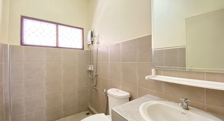 For rent 3 bedrooms house in San Sai, Chiang Mai