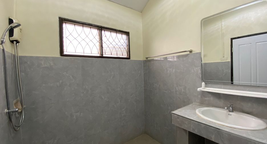 For rent 3 bedrooms house in San Sai, Chiang Mai