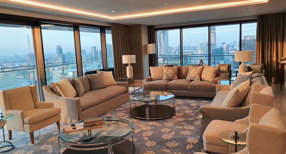 For rent and for sale 3 bedrooms condo in Pathum Wan, Bangkok
