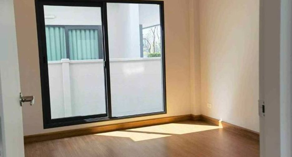 À vendre 4 chambres maison à Bang Phli, Samut Prakan