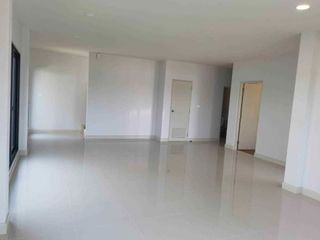 Продажа 4 спальни дом в Bang Phli, Самутпракан