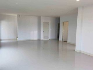 Продажа 4 спальни дом в Bang Phli, Самутпракан