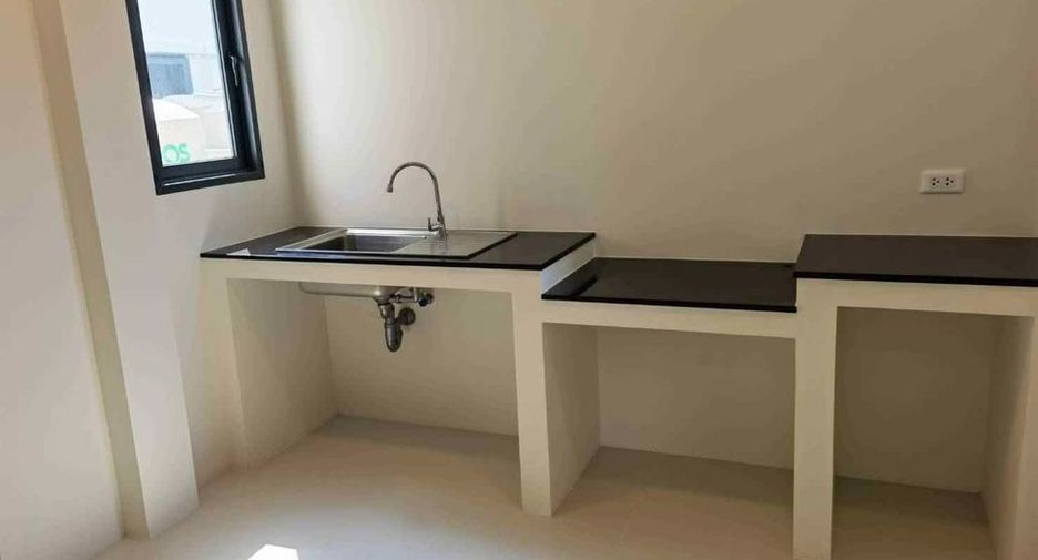 À vendre 4 chambres maison à Bang Phli, Samut Prakan