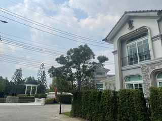 For sale 4 Beds house in Rat Burana, Bangkok