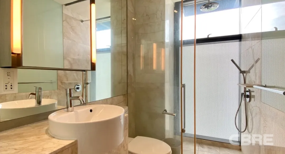 For sale 3 bedrooms condo in Sathon, Bangkok