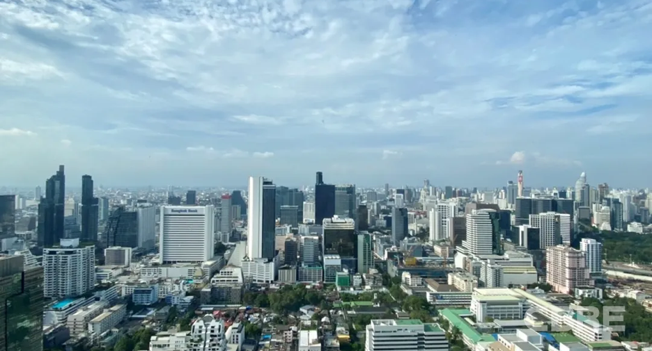 For sale 3 bedrooms condo in Sathon, Bangkok