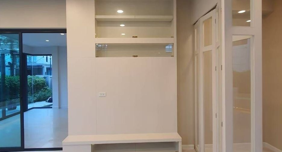 À vendre 4 chambres maison à Prawet, Bangkok