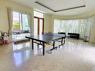 For sale 4 Beds house in Phra Khanong, Bangkok