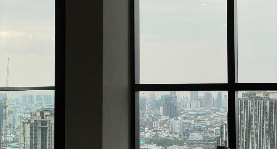 À vendre 2 chambres condo à Pathum Wan, Bangkok