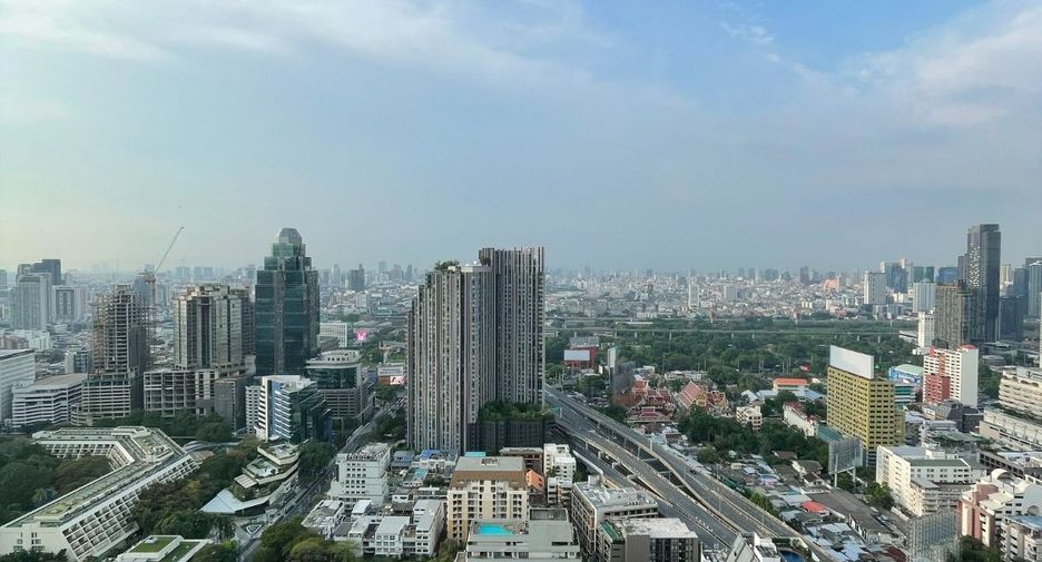 À vendre 2 chambres condo à Pathum Wan, Bangkok
