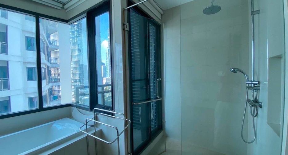 For rent and for sale 1 bed condo in Khlong Toei, Bangkok