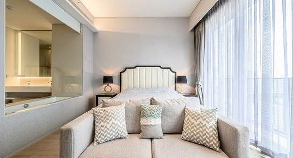 For rent and for sale 2 bedrooms condo in Watthana, Bangkok