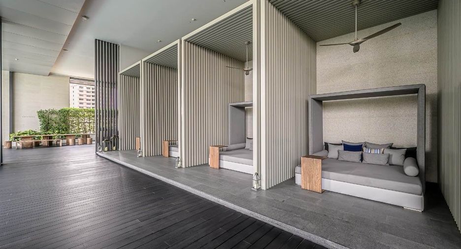 For rent and for sale 2 bedrooms condo in Watthana, Bangkok