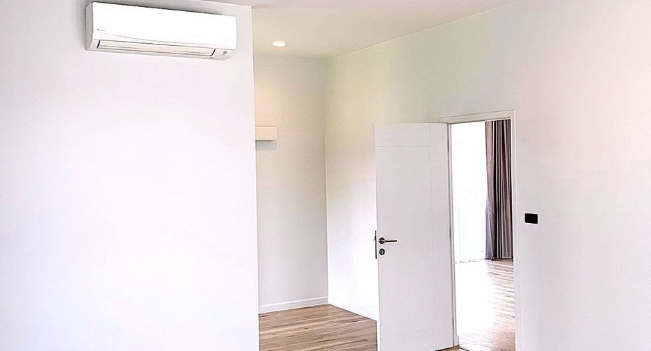 Haus zur Miete und zum Kauf mit 4 Zimmer in Bang Kapi, Bangkok