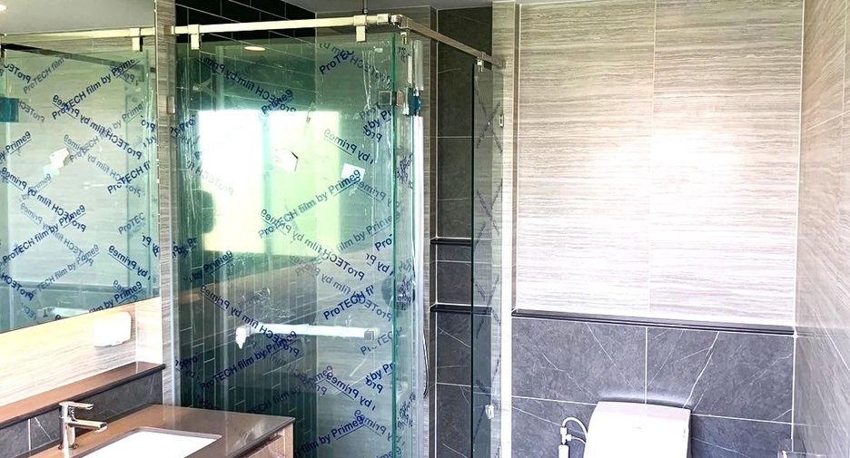 Haus zur Miete und zum Kauf mit 4 Zimmer in Bang Kapi, Bangkok