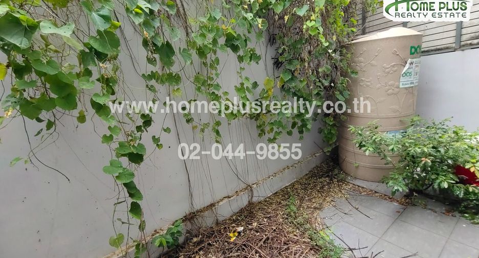 For sale 1 bed condo in Saphan Sung, Bangkok