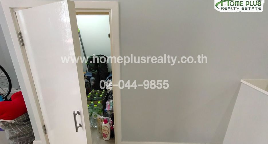 For sale 1 bed condo in Saphan Sung, Bangkok