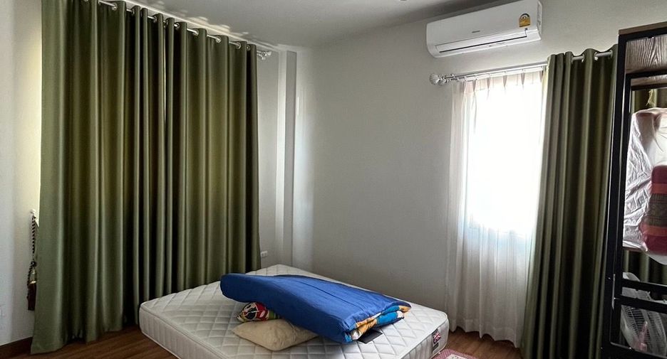 For sale 4 bedrooms house in Lam Luk Ka, Pathum Thani