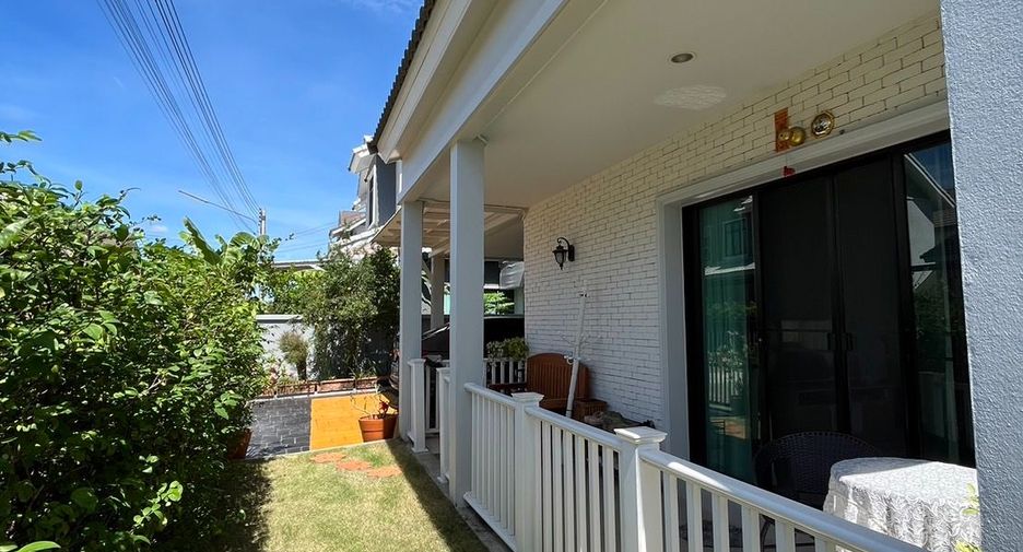 For sale 4 bedrooms house in Lam Luk Ka, Pathum Thani