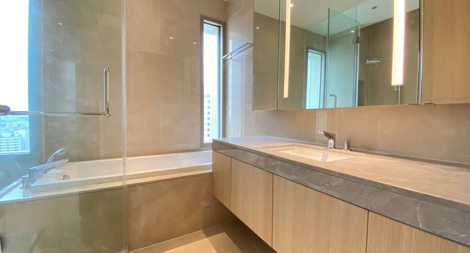 À vendre 2 chambres condo à Khlong San, Bangkok