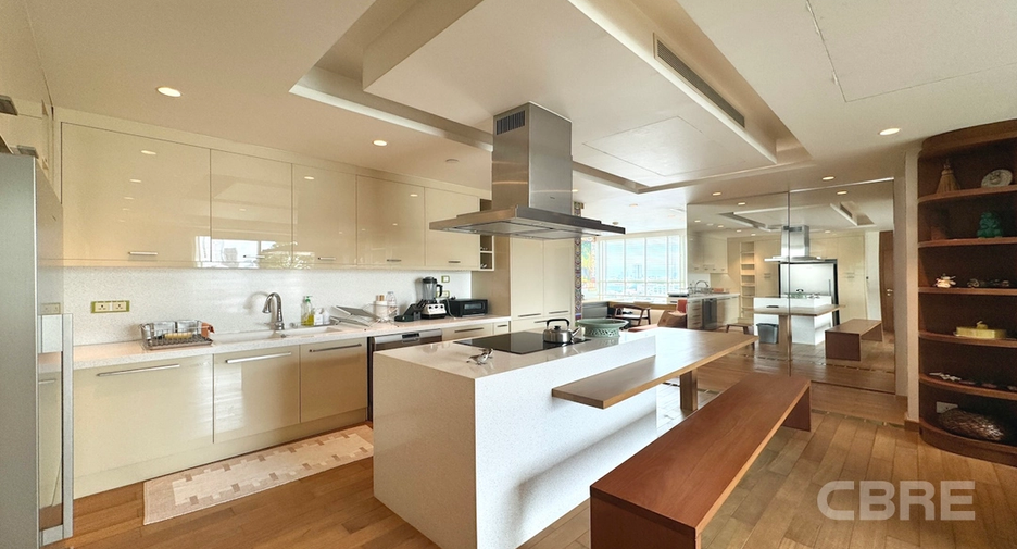 For sale 1 bed condo in Khlong San, Bangkok