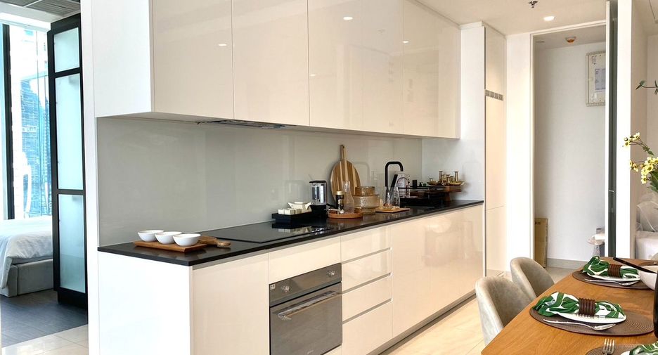 For rent 2 bedrooms condo in Sathon, Bangkok