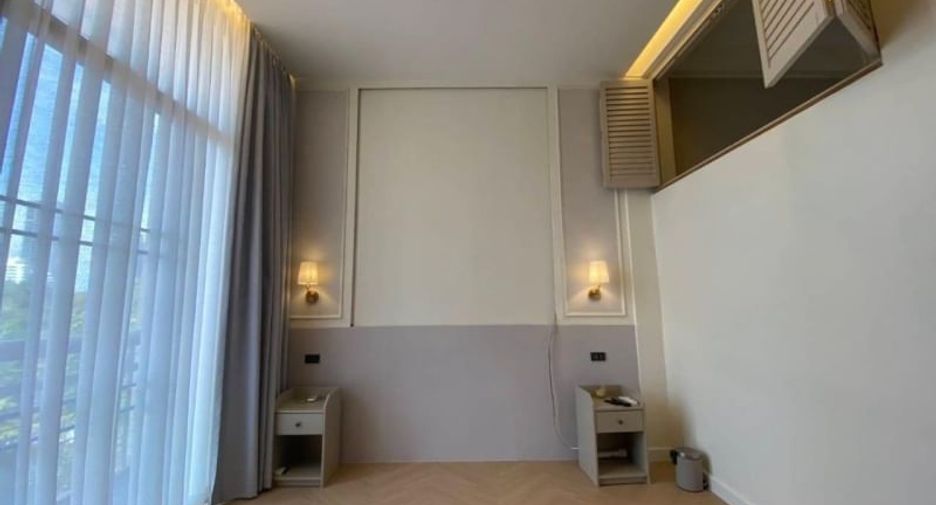 Haus zur Miete mit 3 Zimmer in Watthana, Bangkok