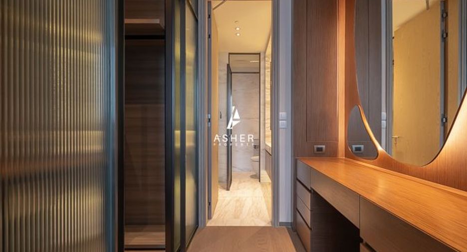 For rent 1 bed condo in Pathum Wan, Bangkok
