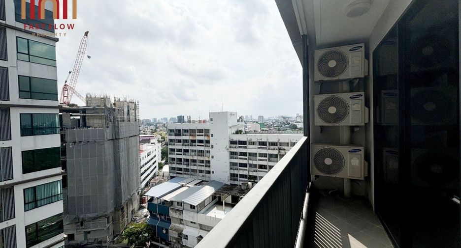 For sale 2 bedrooms condo in Chatuchak, Bangkok