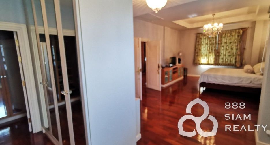 For sale 3 bedrooms house in Prawet, Bangkok