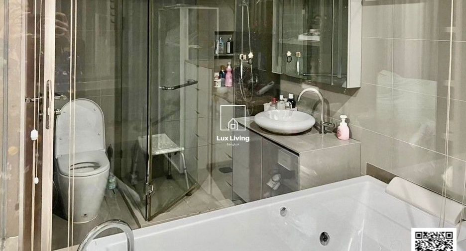 For rent and for sale 2 bedrooms condo in Ratchathewi, Bangkok