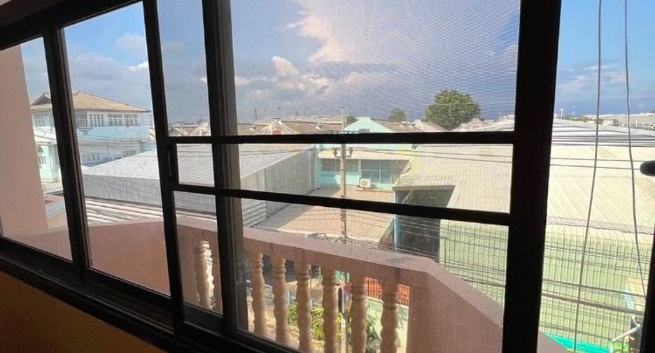 For sale 3 bedrooms retail Space in Phra Pradaeng, Samut Prakan