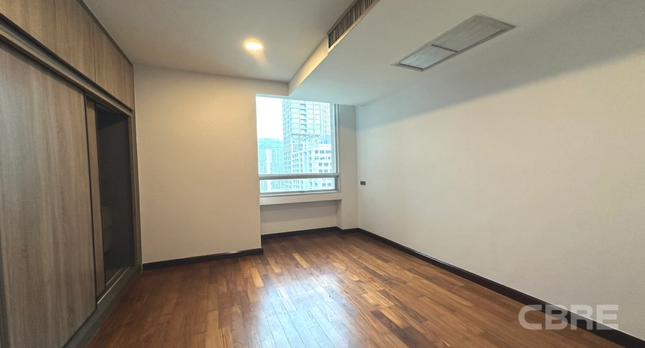 For sale 3 bedrooms condo in Pathum Wan, Bangkok