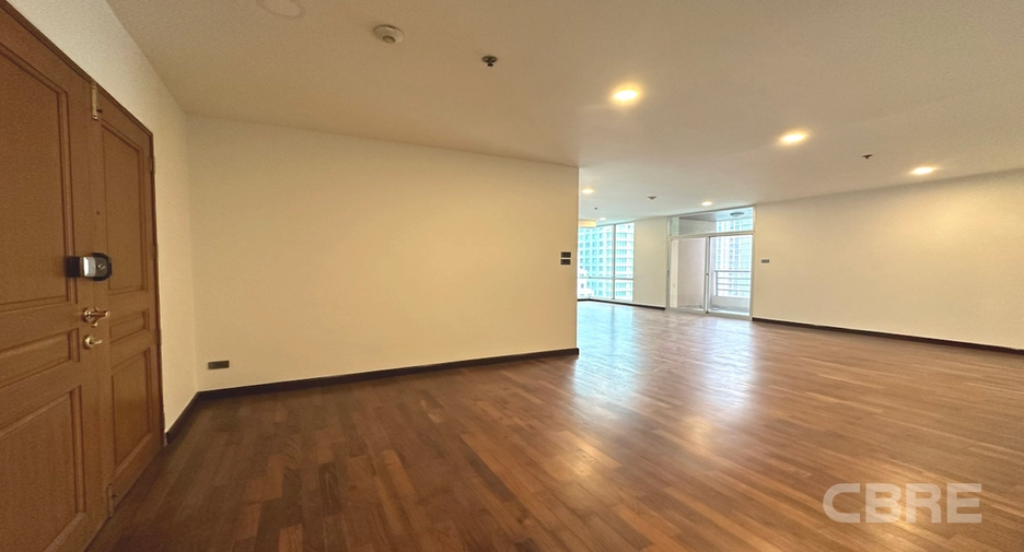 For sale 3 bedrooms condo in Pathum Wan, Bangkok