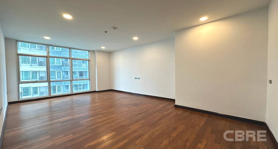 For sale 3 bedrooms condo in Pathum Wan, Bangkok