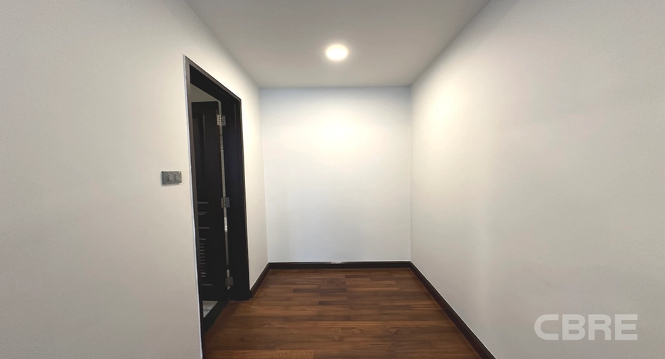 For sale 3 bedrooms condo in Pathum Wan, Bangkok