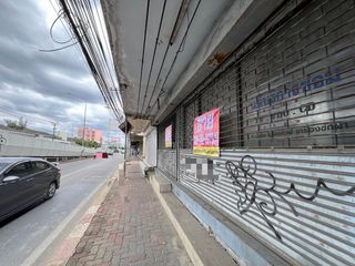 For sale 2 bedrooms retail Space in Suan Luang, Bangkok